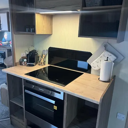 Blue Dolphin Kemping Gristhorpe