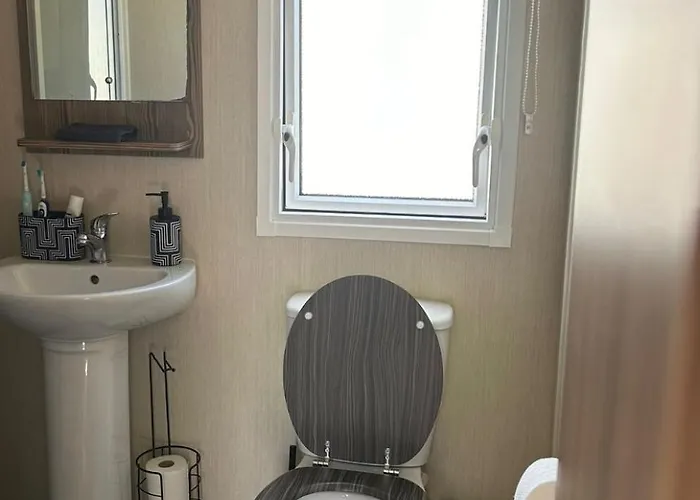 Blue Dolphin Kemping Gristhorpe